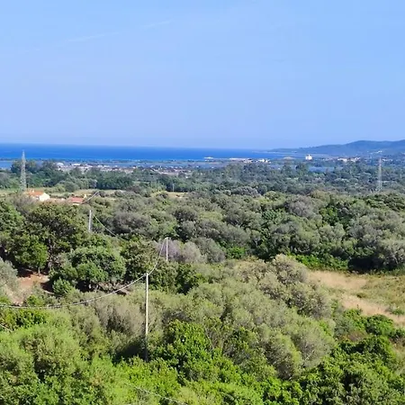 Casa L'ulivariu Bed and breakfast