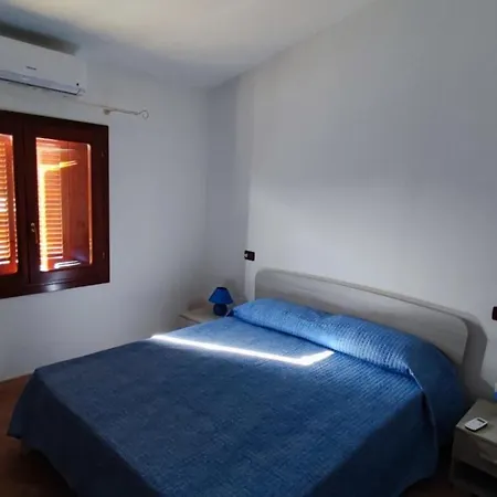 Bed & Breakfast Casa L'ulivariu 3*