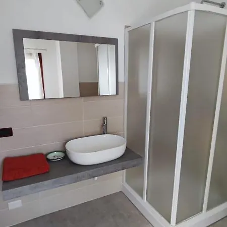 Frühstückspension Casa L'ulivariu 3*